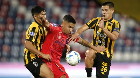 La U perdió contra Guaraní, pero se aferra a la ida para meterse en octavos de final de Copa Sudamericana, con Edu Vargas ya como refuerzo de Audax Italiano.
