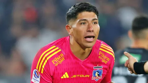 Cortés todavía no puede irse de Colo Colo.
