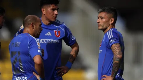 Charles Aránguiz quedó a una amarilla de estar suspendido en la U.
