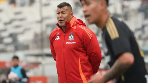 Acusan que Almirón ni se fija en los juveniles de Colo Colo
