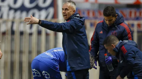 Gustavo Álvarez suma un problema en la U con los lesionados.
