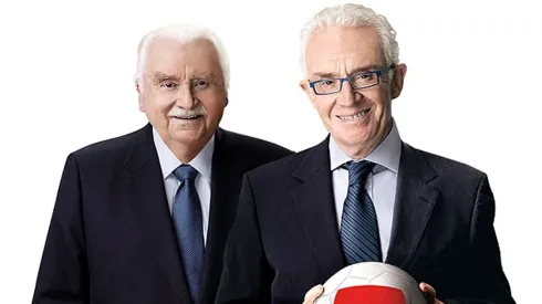 Carcuro se emociona en su homenaje: recuerda a sus dos amigos y compañeros de batallas.

