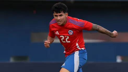 La U va por promesa de la selección chilena sub 20 "a horas" del cierre del libro de pases.

