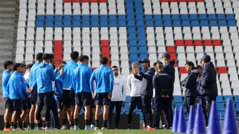 Católica entrenará en Claro Arena previo a duelo con Colo Colo.
