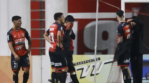 Limache perdió a su "9" por todo el año.
