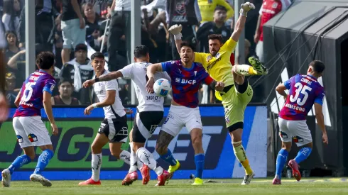 Fernando De Paul con una jornada para el olvido en Colo Colo.
