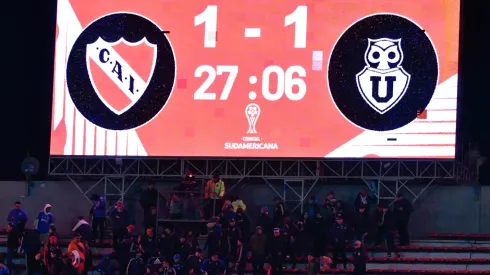 Periodista Marcelo Díaz muy afectado en Argentina tras espeluznante encerrona a hinchas de la U en Argentina.
