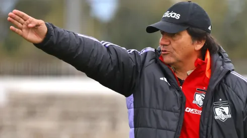 Hugo González firmó la papeleta oficial como entrenador de Colo Colo.
