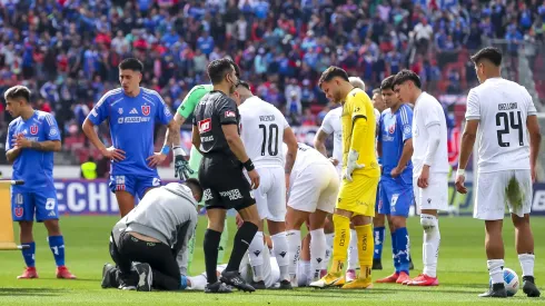 El jugador de 25 años de Audax Italiano sufrió una grave lesión contra U de Chile. 
