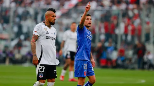 Charles Aránguiz se perderá un partido de la U en el torneo.
