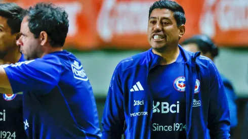 Nicolás Córdova puso su primera formación titular en Chile.
