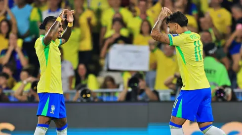 Raphinha fue una de las buenas figuras en el triunfo de Brasil.
