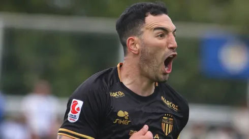 Peraza marcó doblete ante Santa Cruz
