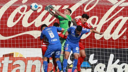 Gabriel Castellón fue baja en el último Superclásico.
