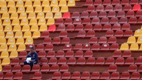 Galerías vacías para la Supercopa.
