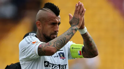 Arturo Vidal renovó contrato con Colo Colo hasta 2026.
