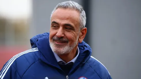 Guarello le dio duro a Milad.
