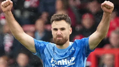 Ben Brereton marcó su primer gol con el Derby County y fue de antología.
