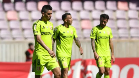 Leandro Fernández es criticado por los hinchas de la U
