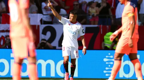 Alexis hace historia en Sevilla.

