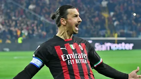 Zlatan sigue rompiéndola en el deporte.
