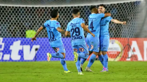 Ex Colo Colo víctima de agresión por parte de hinchas de Iquique.
