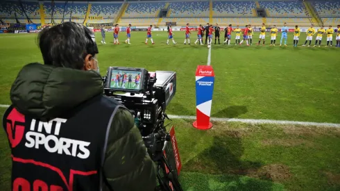 TNT Sports impone medida a ANFP para castigar a clubes en 2026.
