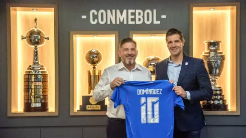 El viaje de Michael Clark a la Conmebol, a un día de la polémica.
