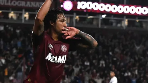 Lanús ganó antes del duelo con la U en Copa Sudamericana.
