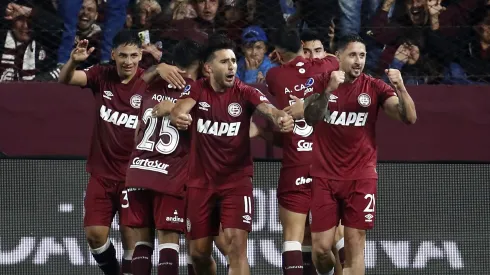 Lanús quiere hacer historia en Chile 
