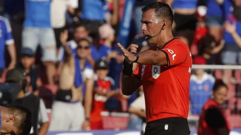 Juan Lara estará al mando en el Clásico Universitario.
