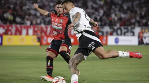 Colo Colo se enfrenta a Deportes Limache por la Fecha 25 del Campeonato Nacional.
