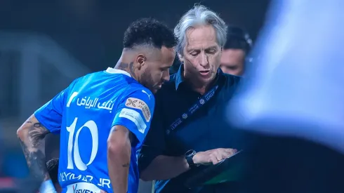 Neymar e Jorge Jesus estiveram juntos no Al-Hilal e poderão voltar a encontrar-se na seleção do Brasil. Foto: Al-Hilal SFC
