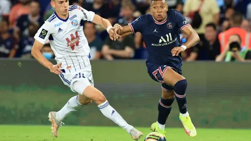 Paris Saint Germain v RC Strasbourg – Ligue 1 Uber Eats
