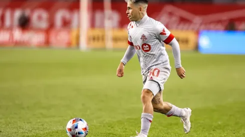 Soteldo defende o Toronto FC
