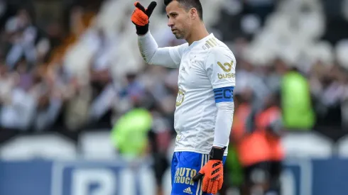 Fábio não tem permanência garantida no Cruzeiro
