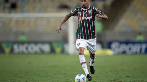 Lucca tem contrato com o Fluminense até abril de 2022
