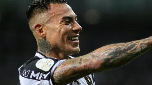 Eduardo Vargas tem contrato até o final de 2022 com o Atlético-MG
