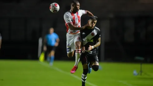 Gabriel Pec é um dos principais jogadores do Vasco em 2022
