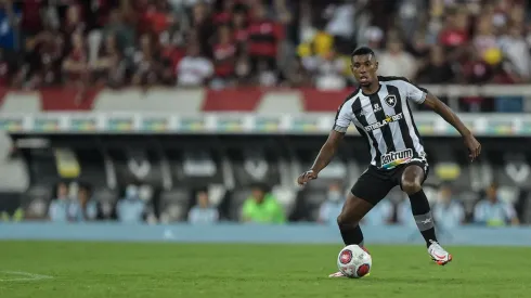 Kanu fala sobre o confronto contra o Fluminense (Foto: Thiago Ribeiro/AGIF)
