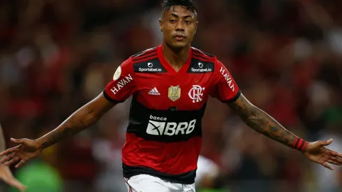 Bruno Henrique comemora gol com a camisa do Flamengo (Foto: Getty Images)
