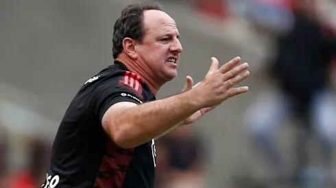 Rogério Ceni confirma que não terá retorno de lesionados contra o Palmeiras (Foto: Buda Mendes/Getty Images)
