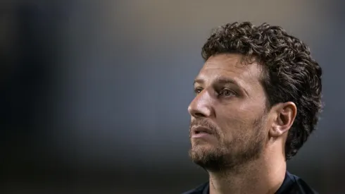 Elano foi confirmado como novo treinador do Náutico
