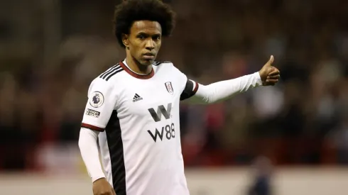 Willian, em campo pelo Fulham (Foto: Getty Images)
