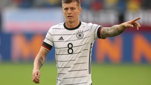 Meio campo da Alemanha Toni Kroos volta a criticar a Copa do Mundo no Qatar