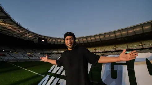 Ronaldinho anunciou onde seu filho irá jogar em 2023
