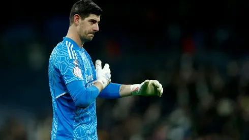 Courtois é um dos indicados ao prêmio Fifa The Best entre os goleiros; Martínez e Bono completam trio
