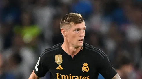 NAPLES, ITALY – OCTOBER 03: Toni Kroos of Real Madrid CF during the UEFA Champions League match between SSC Napoli and Real Madrid CF at Stadio Diego Armando Maradona on October 03, 2023 in Naples, Italy. (Photo by Francesco Pecoraro/Getty Images)
