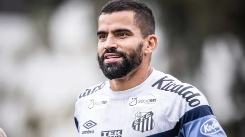 Rincón: volante está fazendo falta ao Santos (Foto: Raul Baretta/ Santos FC/ Divulgação)
