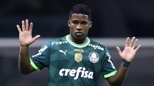 SP – SAO PAULO – 25/10/2023 – BRASILEIRO A 2023, PALMEIRAS X SAO PAULO – Endrick jogador do Palmeiras durante partida contra o Sao Paulo no estadio Arena Allianz Parque pelo campeonato Brasileiro A 2023. Foto: Marcello Zambrana/AGIF
